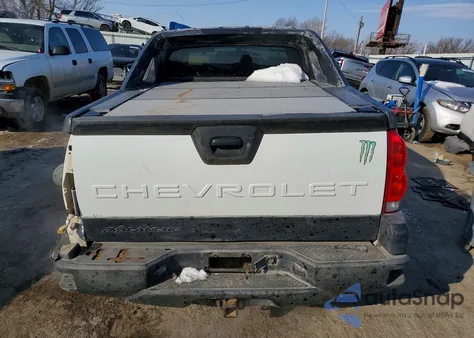 2002 Chevrolet Avalanche K1500 from USA, damaged, VIN 3GNEK13T92G229634